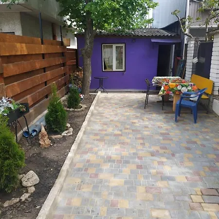 Holiday home Дача 122 Причал Отрада Совиньон-3 *